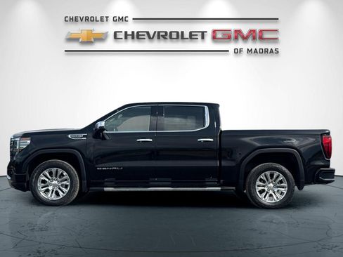 Used 2025 GMC Sierra 1500 Denali AWD/4WD image 6