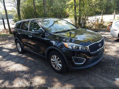 Used 2016 Kia Sorento L FWD image 2