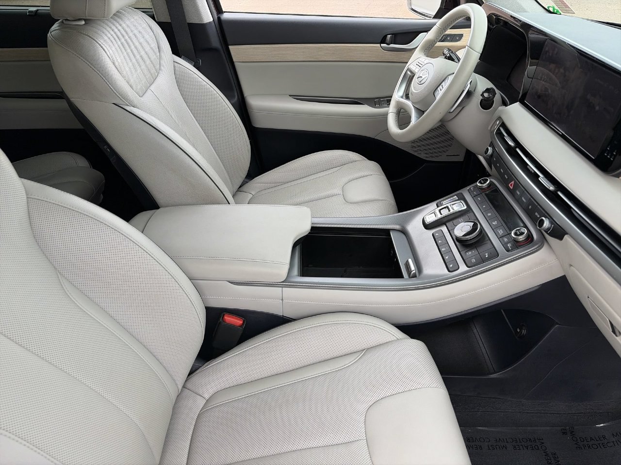 Used 2025 Hyundai Palisade Limited FWD image 11