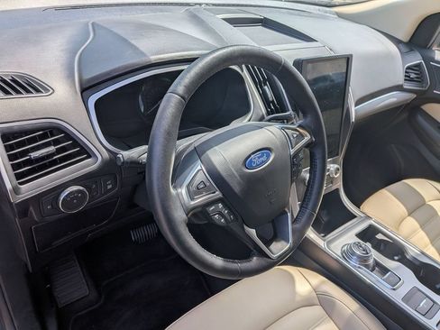 Used 2021 Ford Edge SEL w/ Convenience Package AWD/4WD image 11