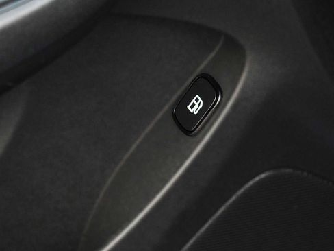 Used 2017 Chevrolet Volt LT image 26