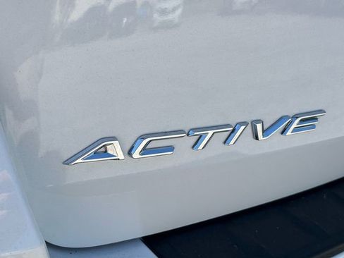 Used 2026 Ford Explorer Active RWD image 16