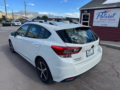 Used 2022 Subaru Impreza 2.0i Premium w/ Popular Package #2 AWD/4WD image 3