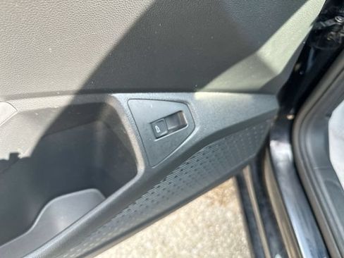Used 2025 Volkswagen Jetta Sport FWD image 45
