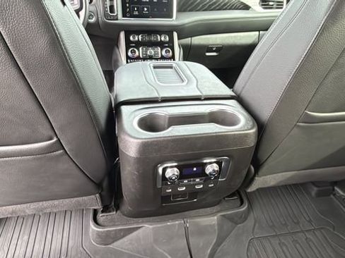 Certified 2024 GMC Yukon XL Denali w/ Max Trailering Package image 21