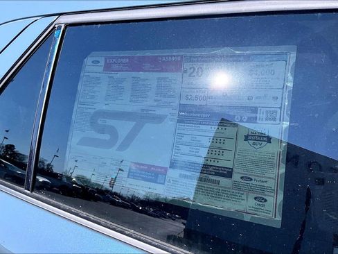 New 2026 Ford Explorer ST w/ Sun And Sound Package image 14