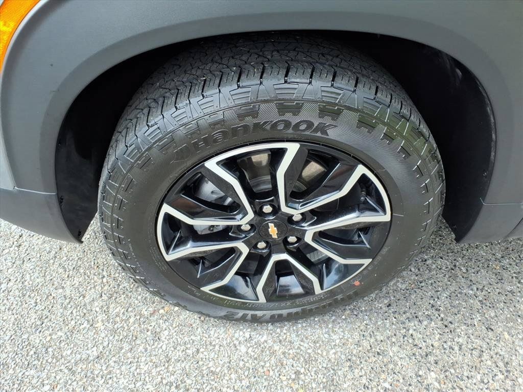 Used 2023 Chevrolet TrailBlazer ACTIV w/ Convenience Package FWD image 10