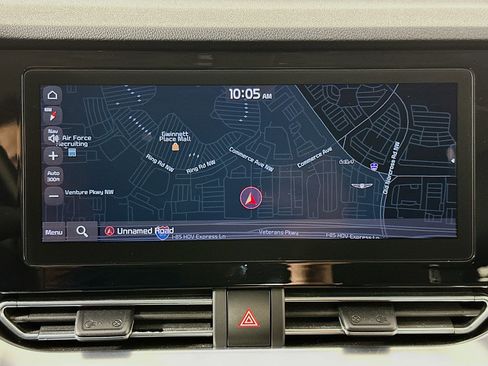 Used 2022 Kia Niro EX image 22