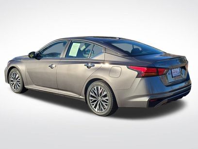Used 2024 Nissan Altima 2.5 SV