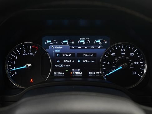 Used 2021 Ford Expedition Platinum image 28