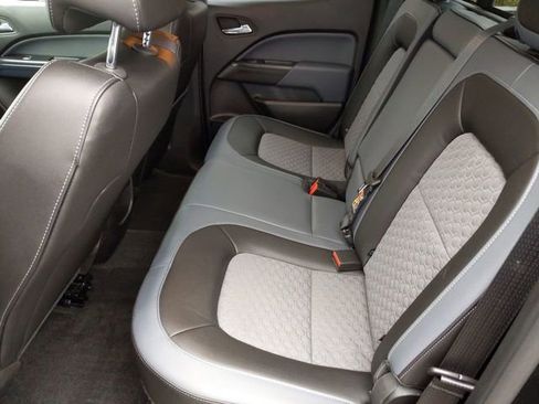 Used 2018 Chevrolet Colorado Z71 image 19