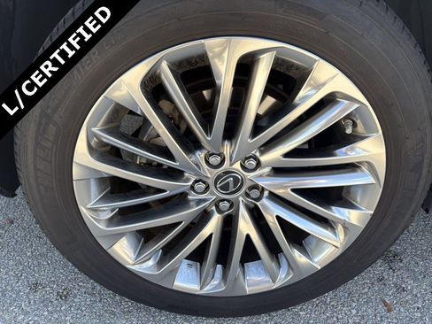 Used 2021 Lexus RX 350L Luxury w/ Accessory Package image 11