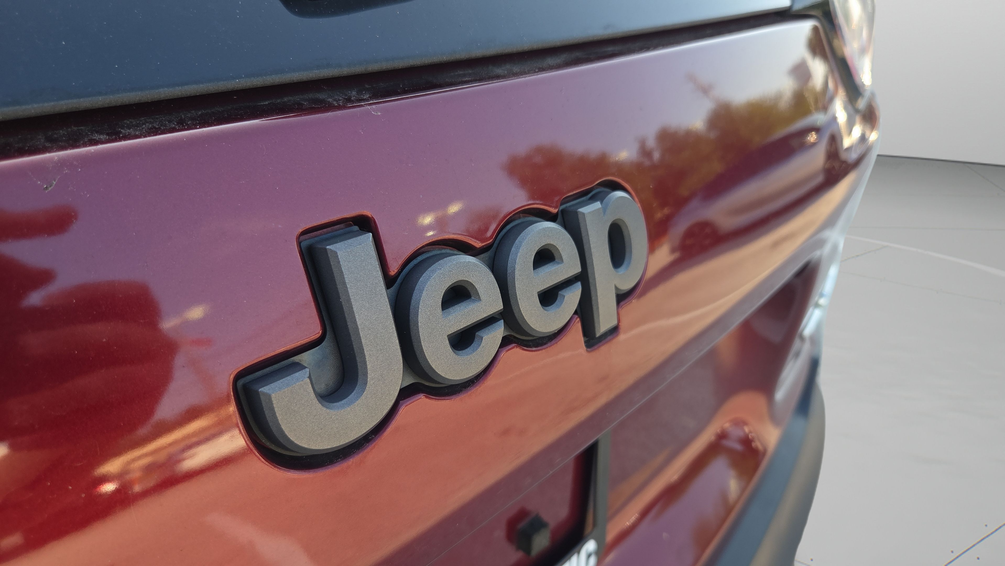 Used 2020 Jeep Cherokee Trailhawk w/ Cold Weather Group AWD/4WD image 29