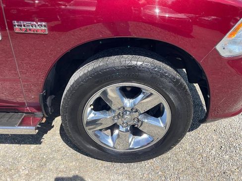 Used 2018 RAM 1500 Express w/ Express Value Package AWD/4WD image 31