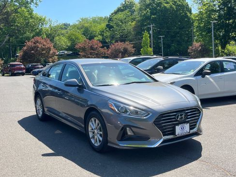 Used 2018 Hyundai Sonata SE FWD image 6