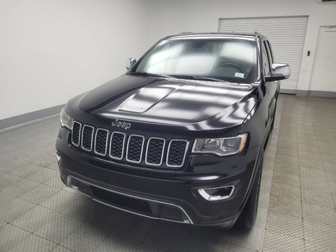 Used 2019 Jeep Grand Cherokee Limited image 15