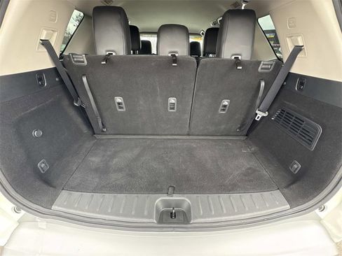 Used 2023 Nissan Pathfinder SL image 17