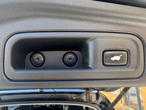 Used 2020 Honda Pilot Touring image 29