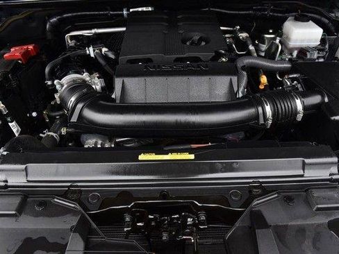 Certified 2025 Nissan Frontier PRO-4X w/ Pro Convenience Package AWD/4WD image 31