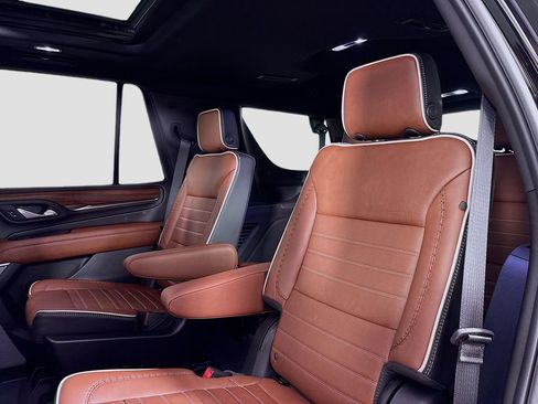 Certified 2024 GMC Yukon Denali Ultimate AWD/4WD image 30