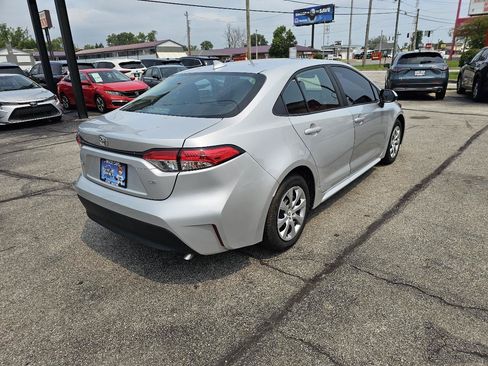 Used 2025 Toyota Corolla LE FWD image 6