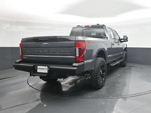 Used 2022 Ford F250 Lariat w/ Lariat Ultimate Package AWD/4WD image 26