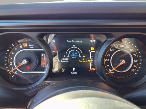 New 2026 Jeep Gladiator Mojave image 14