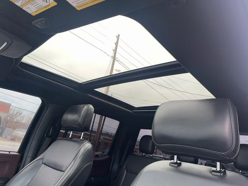 Used 2021 Ford F150 Lariat w/ Equipment Group 502A High image 21