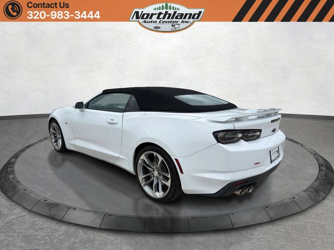 Used 2021 Chevrolet Camaro LT w/ RS Package RWD image 7