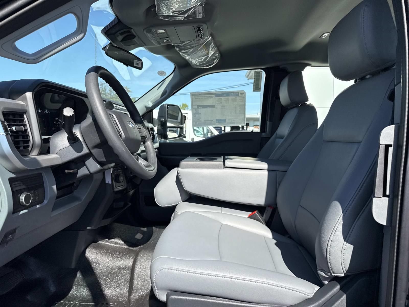 New 2026 Ford F550 4x4 SuperCab Super Duty image 10