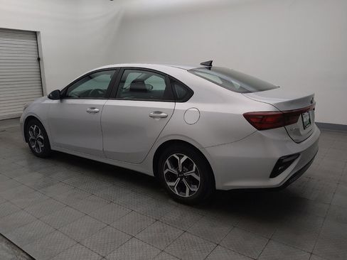 Used 2021 Kia Forte LXS FWD image 3