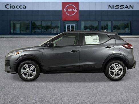 New 2025 Nissan Kicks Play S FWD image 2
