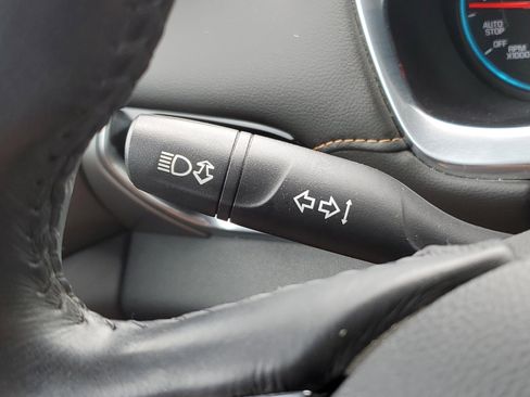 Used 2018 Chevrolet Traverse LT image 23