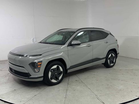 Used 2024 Hyundai Kona SEL FWD image 6