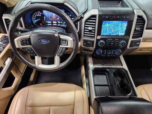 Used 2020 Ford F250 Lariat w/ Lariat Ultimate Package AWD/4WD image 48