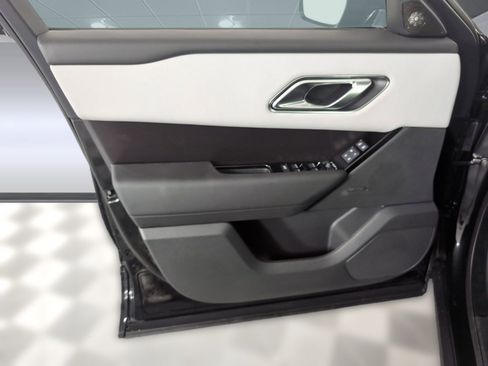 Certified 2026 Land Rover Range Rover Velar Dynamic SE image 11