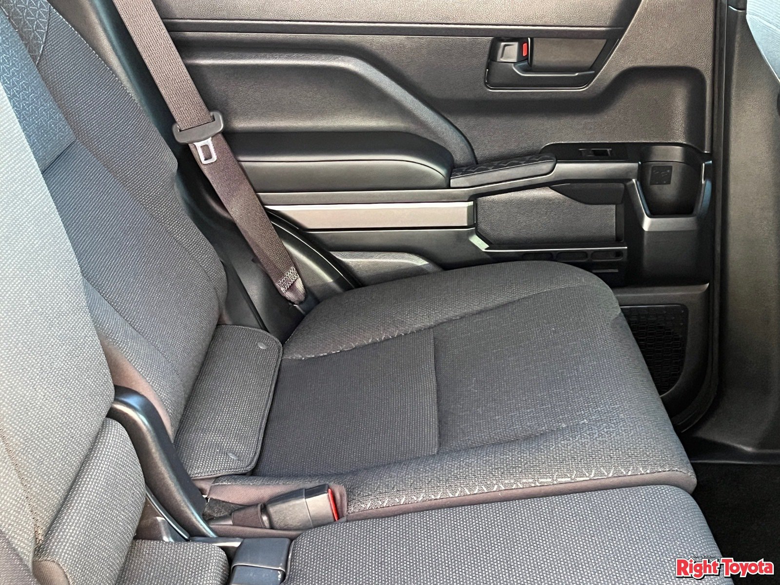 Certified 2026 Toyota 4Runner SR5 AWD/4WD image 15