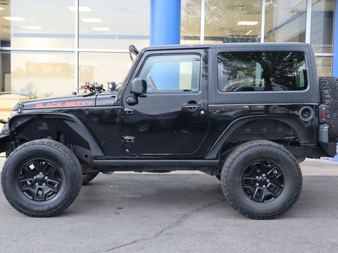 Used 2017 Jeep Wrangler Sport AWD/4WD image 2