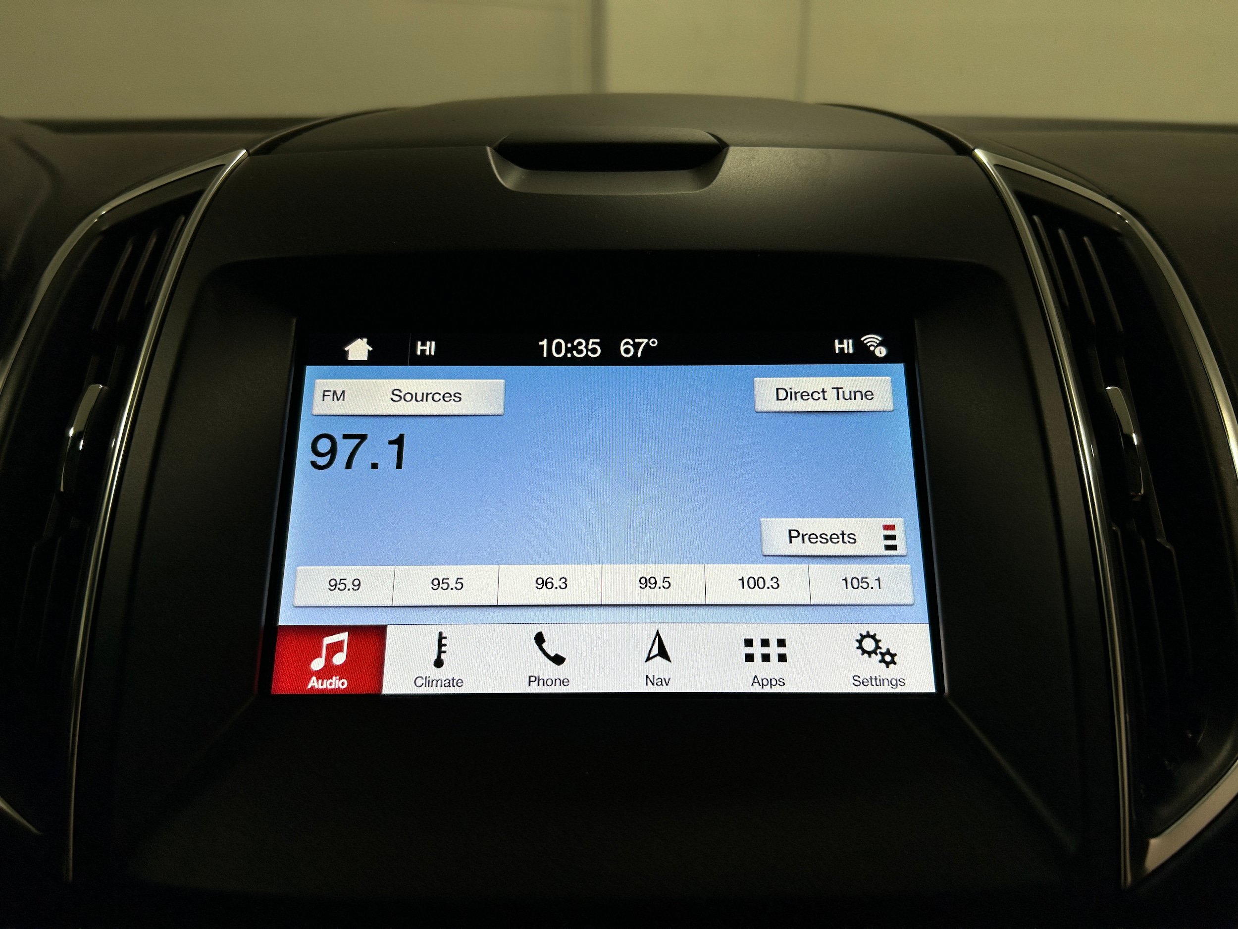 Used 2019 Ford Edge Titanium w/ Equipment Group 301A AWD/4WD image 5