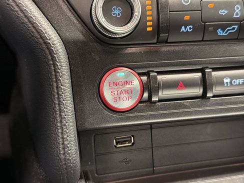 Used 2019 Ford Mustang Coupe RWD image 15