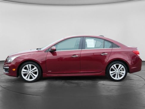 Used 2015 Chevrolet Cruze LTZ w/ Sun, Sound and Sport Package FWD image 6