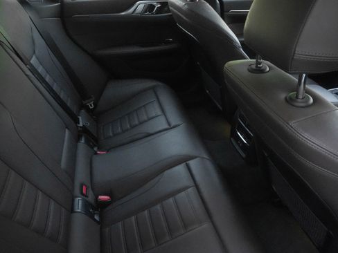 Used 2023 BMW i4 eDrive40 RWD image 37