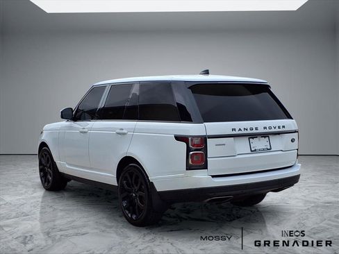 Used 2018 Land Rover Range Rover Supercharged image 5