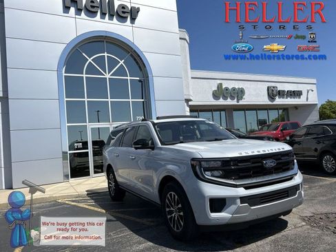 Used 2025 Ford Expedition Max Platinum AWD/4WD image 1