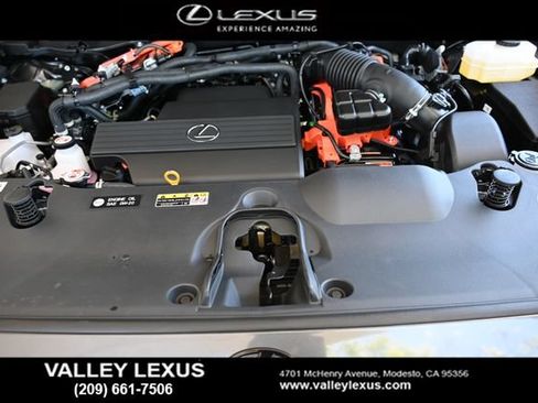 New 2026 Lexus TX 550h AWD Plug-In Hybrid image 22