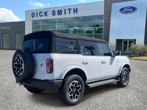 New 2025 Ford Bronco Outer Banks image 7