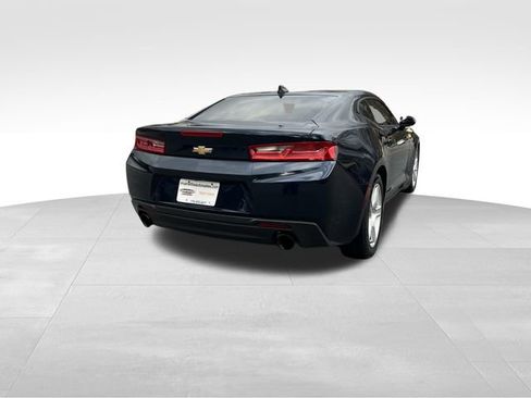 Used 2016 Chevrolet Camaro LT image 5