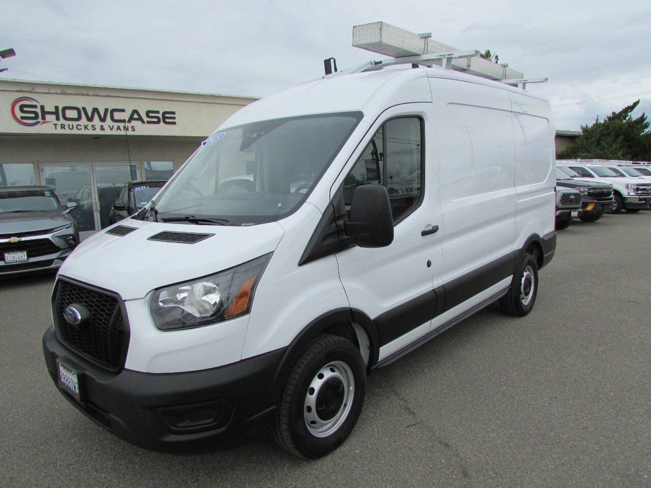 Used 2023 Ford Transit 350 Medium Roof w/ Interior Upgrade Package RWD image 4