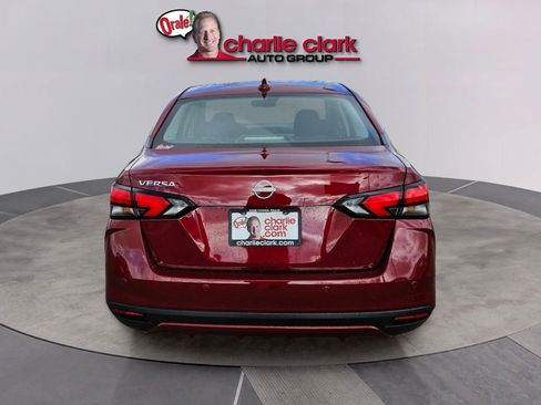 Used 2025 Nissan Versa SV w/ Trunk Package FWD image 5