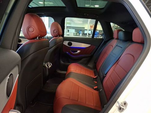 Used 2022 Mercedes-Benz GLC 300 4MATIC image 9